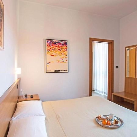Hotel Lux Αλεξάνδρεια Εξωτερικό φωτογραφία