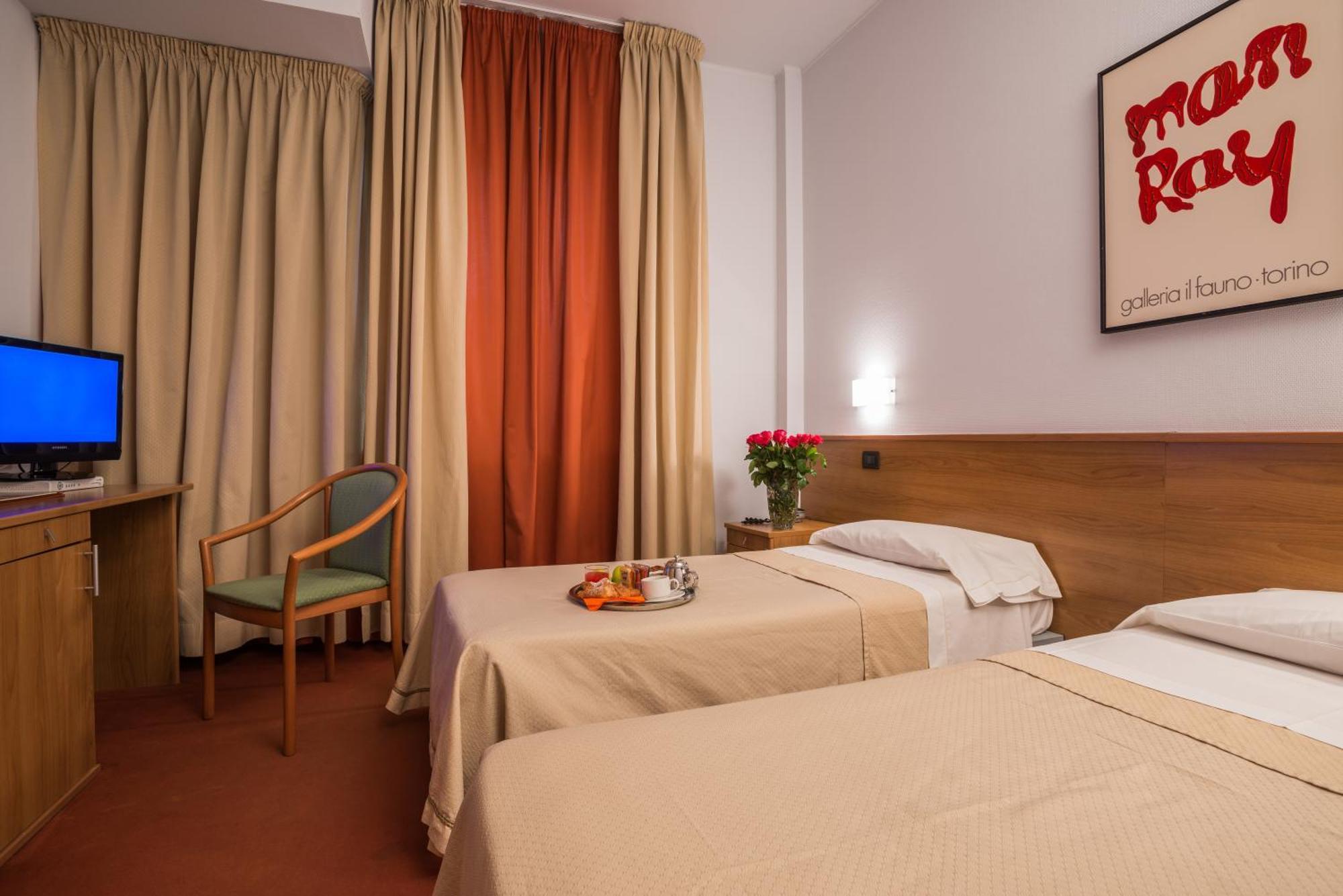 Hotel Lux Αλεξάνδρεια Εξωτερικό φωτογραφία
