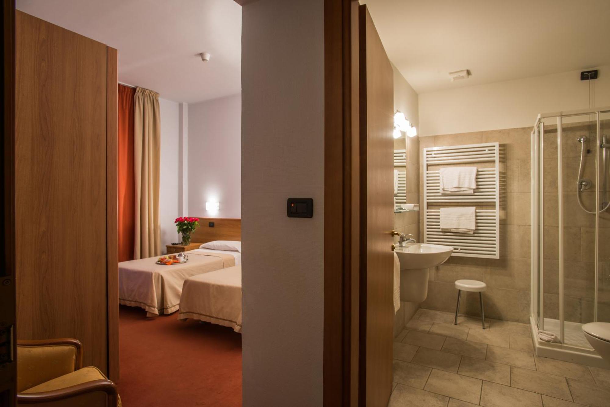 Hotel Lux Αλεξάνδρεια Εξωτερικό φωτογραφία