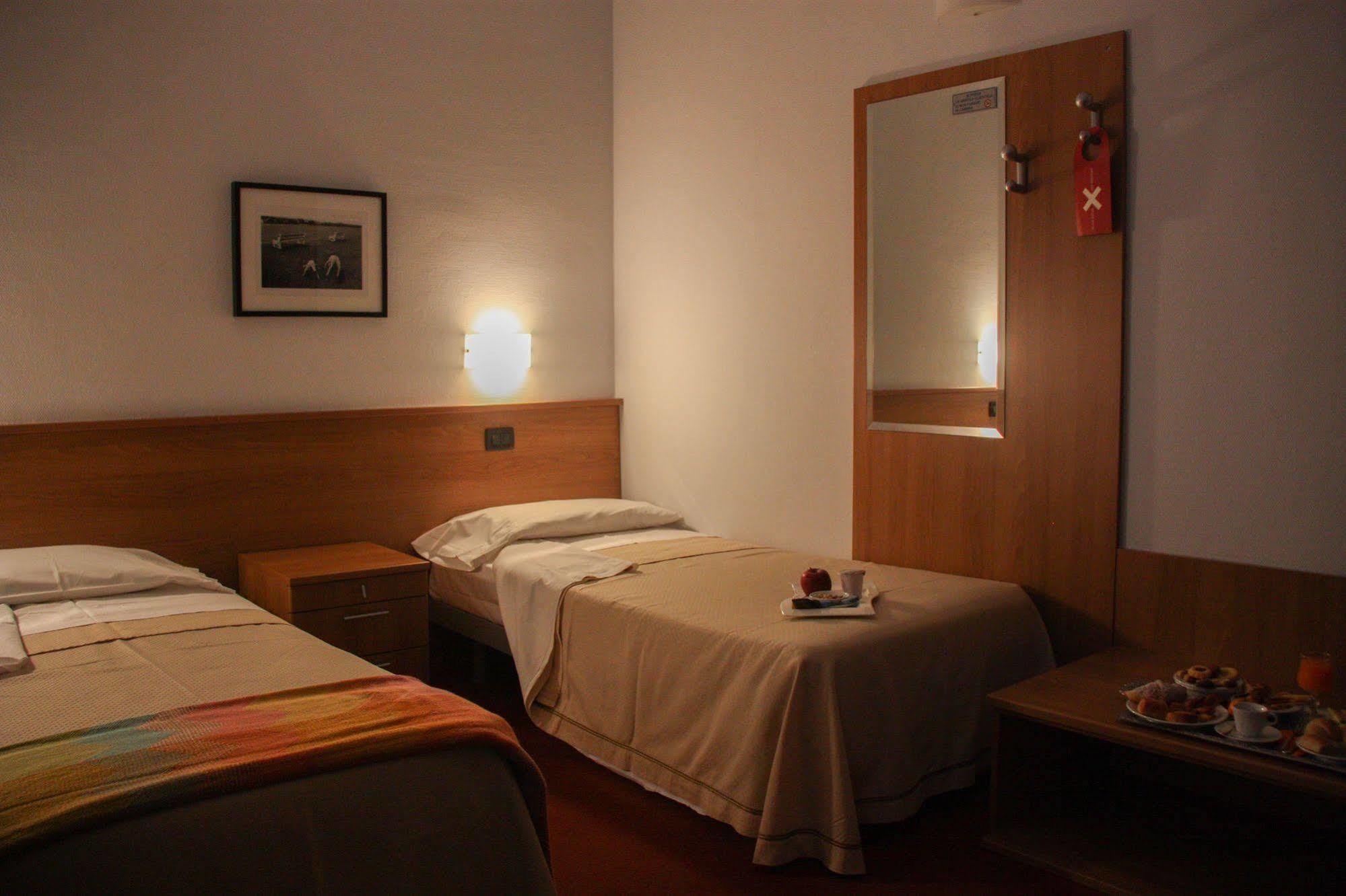 Hotel Lux Αλεξάνδρεια Εξωτερικό φωτογραφία