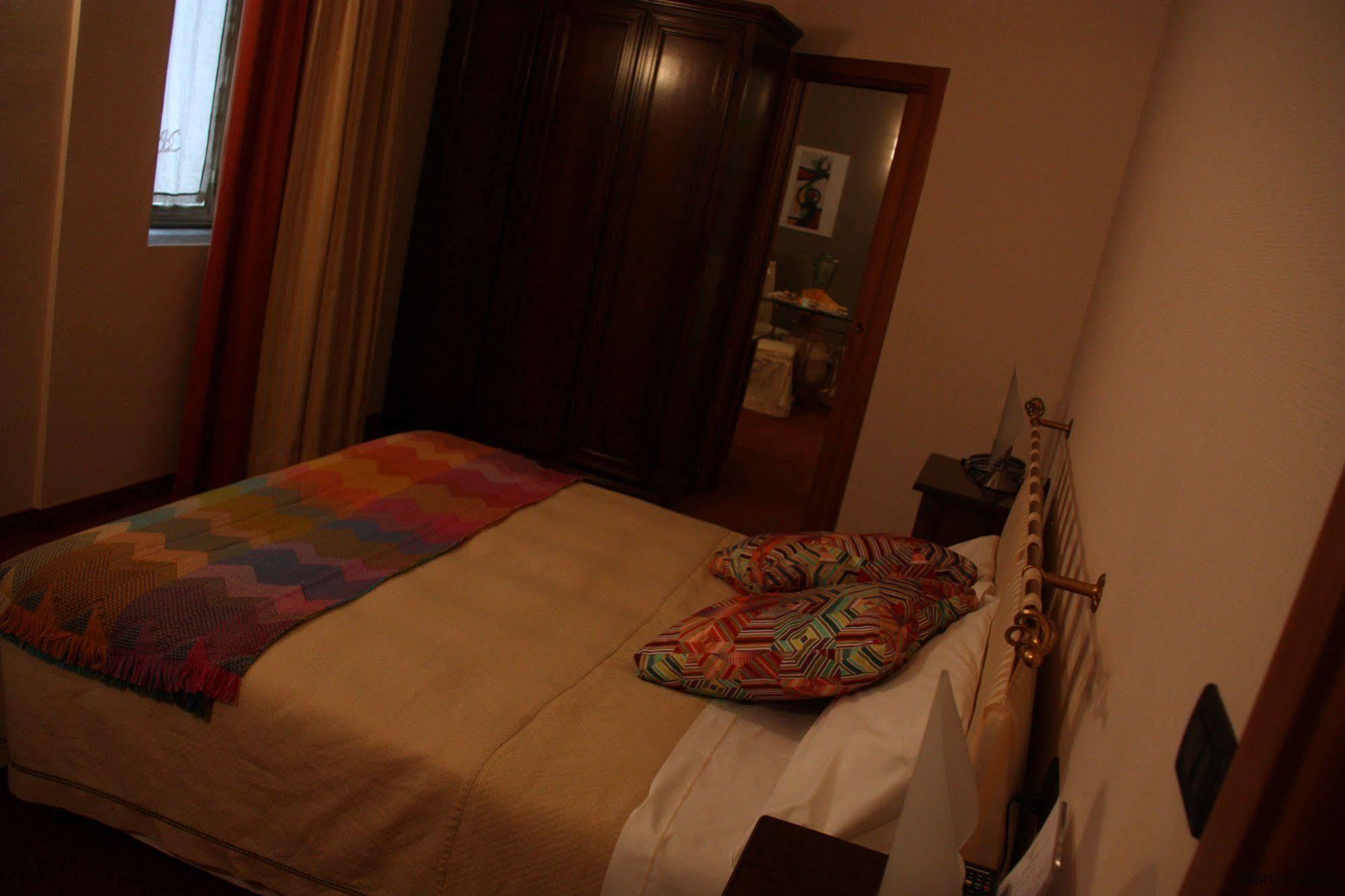 Hotel Lux Αλεξάνδρεια Εξωτερικό φωτογραφία