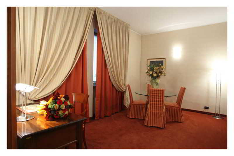 Hotel Lux Αλεξάνδρεια Εξωτερικό φωτογραφία