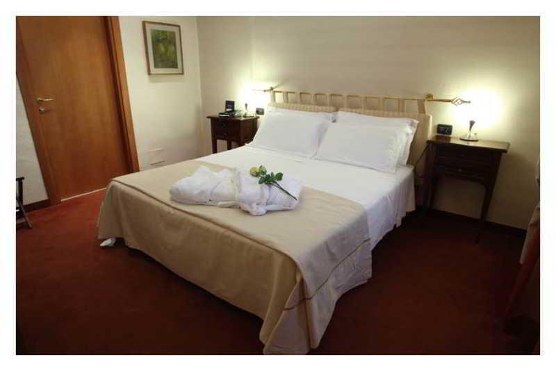 Hotel Lux Αλεξάνδρεια Εξωτερικό φωτογραφία